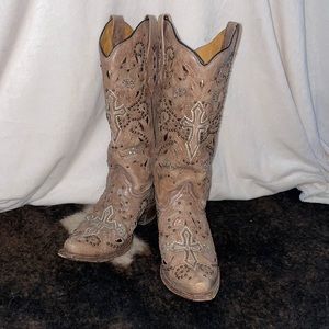 Women’s size 7.5 Corral Vintage Boots